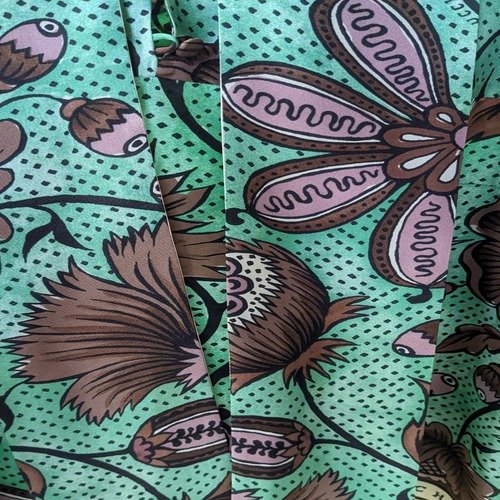 Expert dry cleaning and garment care returned to your Uptown door